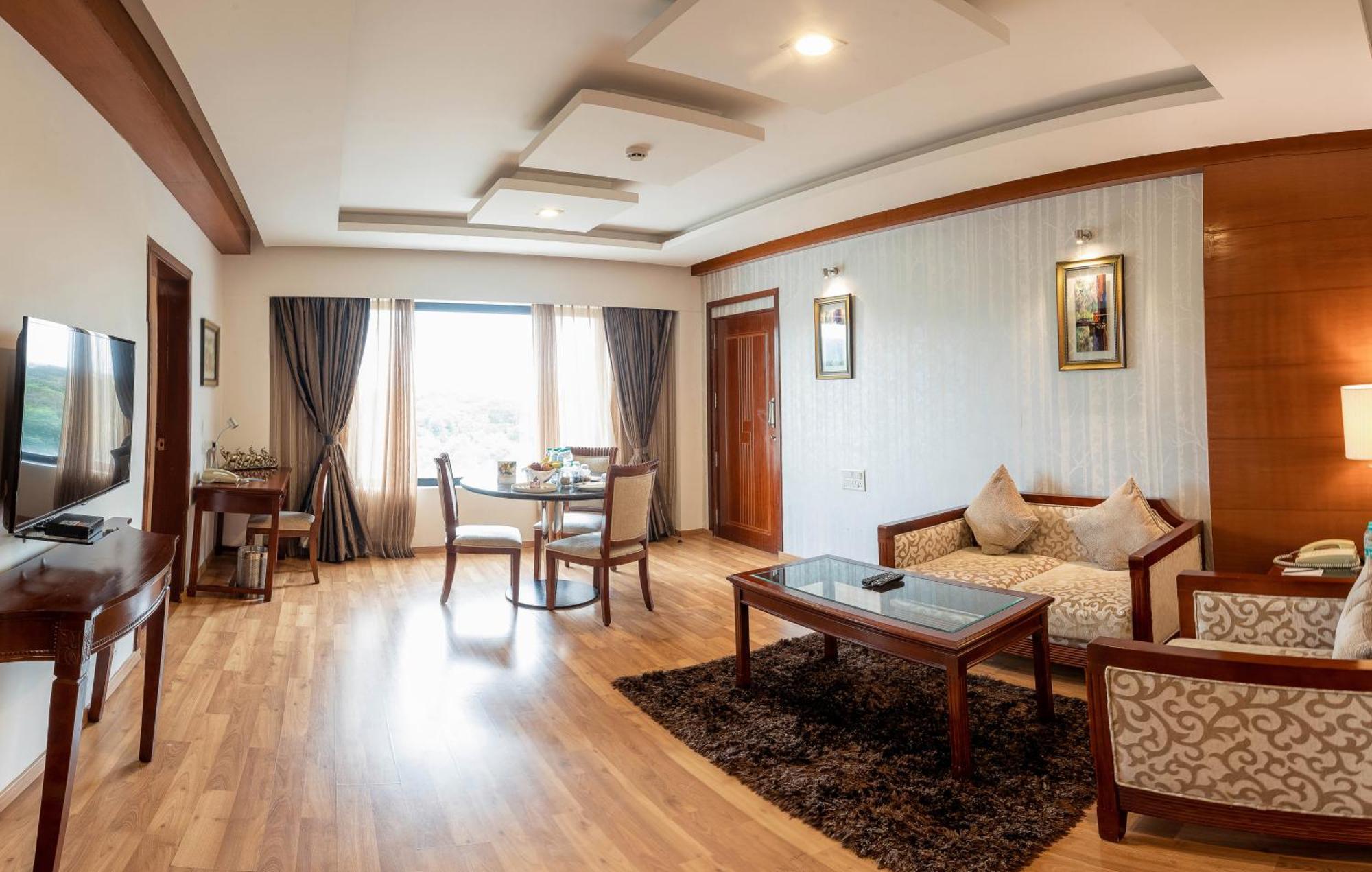 Fortune Jp Palace, Mysore - Member Itc Hotels' Group Exterior foto Suite room at the hotel